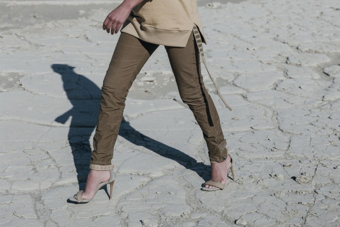 kanye-wests-designer-tracey-mills-launches-visitors-on-earth-232