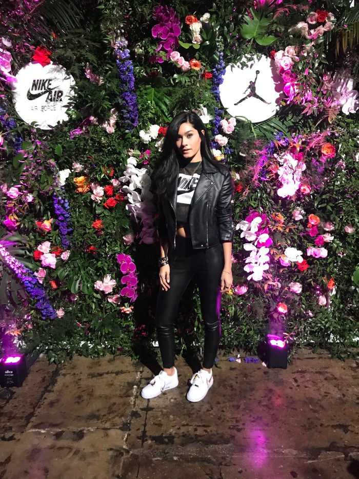 Facetune_06-02-2018-23-04-21